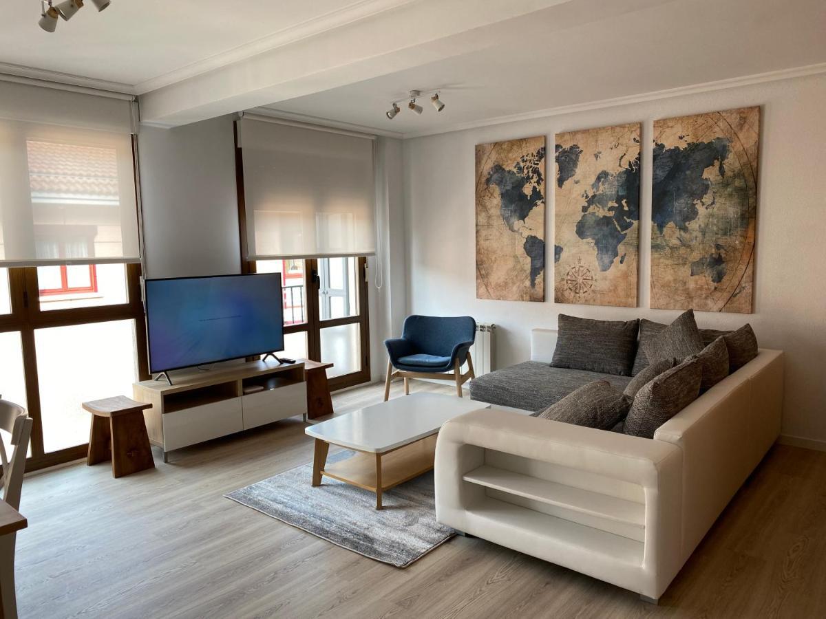 Precioso Apartamento A Estrenar En El Centro De Ezcaray 6-8 Pax Buitenkant foto